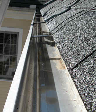 Hot Water Gutter Flush | Atlantic Power Cleaning